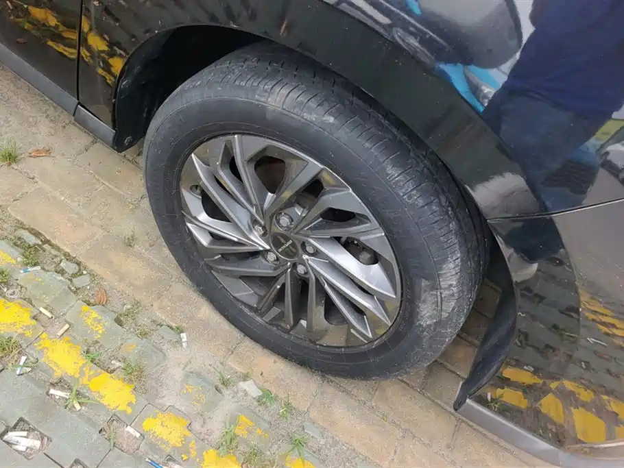 Maxus G50 大通G50 2019款 1.5 T 自动精英版 国V