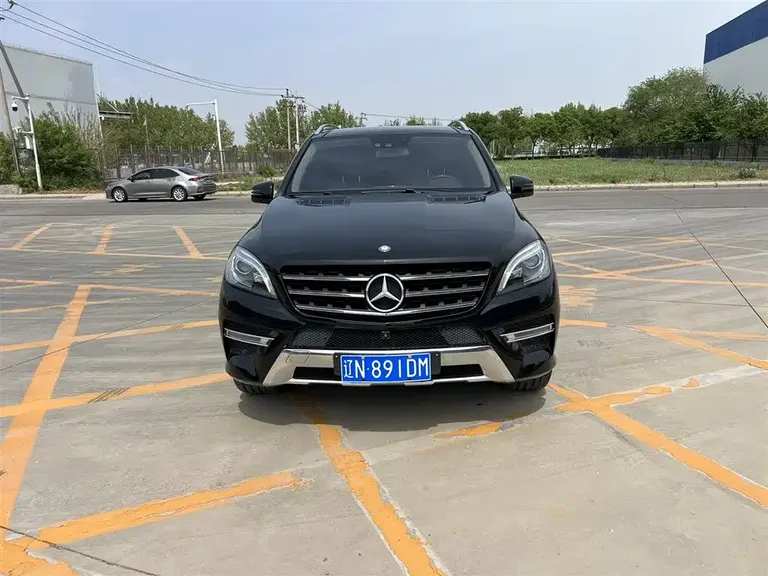 Mercedes-Benz M-Class ML 400 4 MATIC Luxury