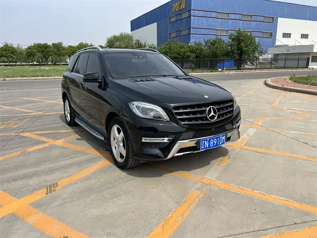Mercedes-Benz M-Class ML 400 4 MATIC Luxury
