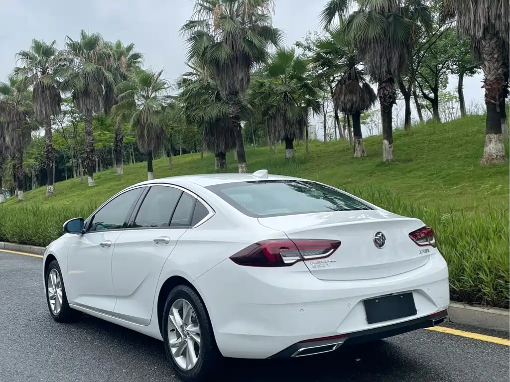Regal 552 T Elite