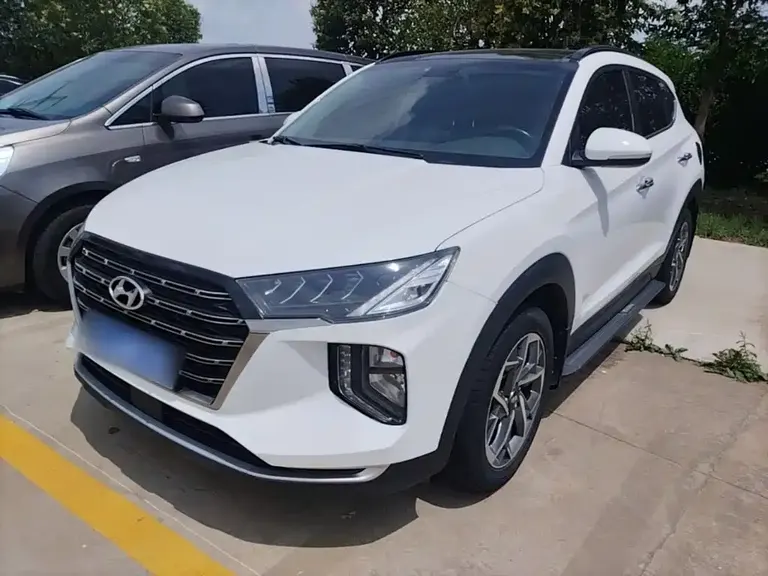 Hyundai Tucson 280 TGDi 2 WD GLS Fashion CN-VI