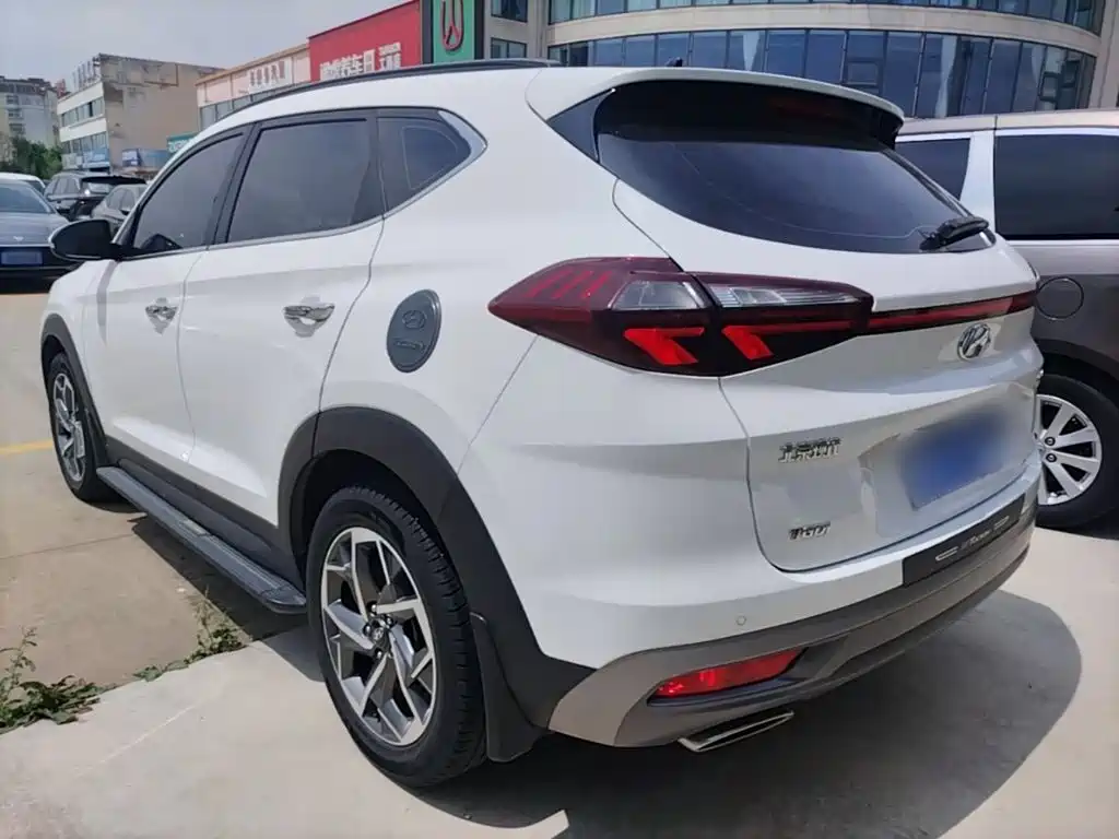 Tucson 280 TGDi 2 WD GLS Fashion CN-VI