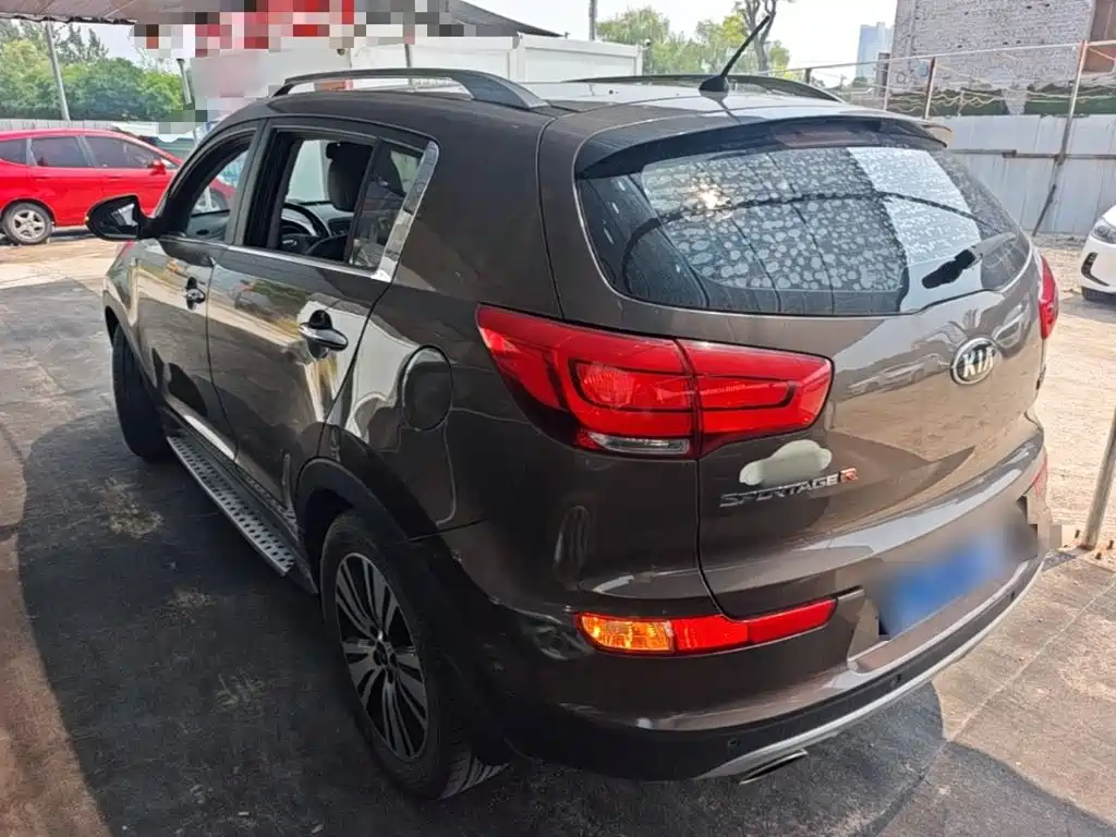 Sportage 2.0 L Auto 2 WD DLX