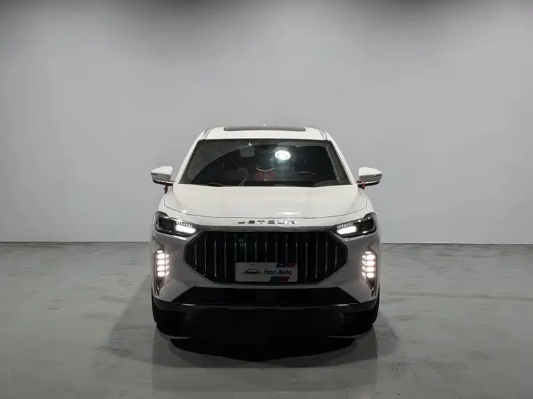 Jetour X70 PLUS 1.5 T DCT Brave PLUS 7-seat