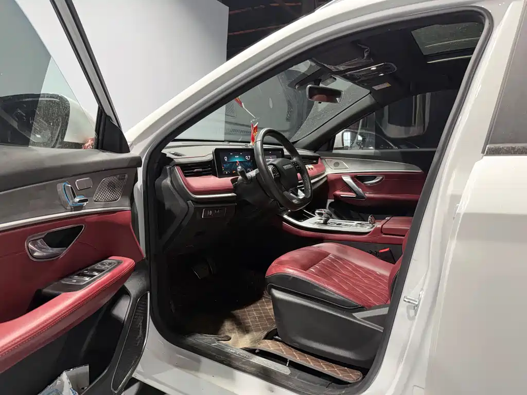 Jetour X70 PLUS 1.5 T DCT Brave PLUS 7-seat