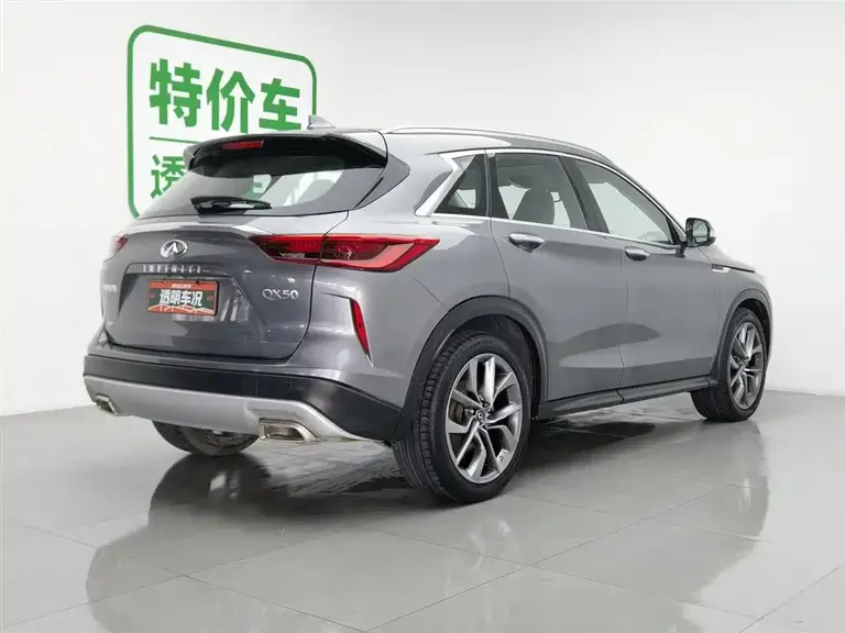 Infiniti QX50 英菲尼迪QX50 2020款 改款 2.0 T 四驱领航版