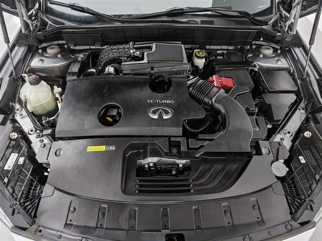 Infiniti QX50 英菲尼迪QX50 2020款 改款 2.0 T 四驱领航版