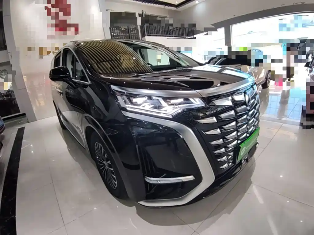 Denza D9 DM-i 970 Luxury