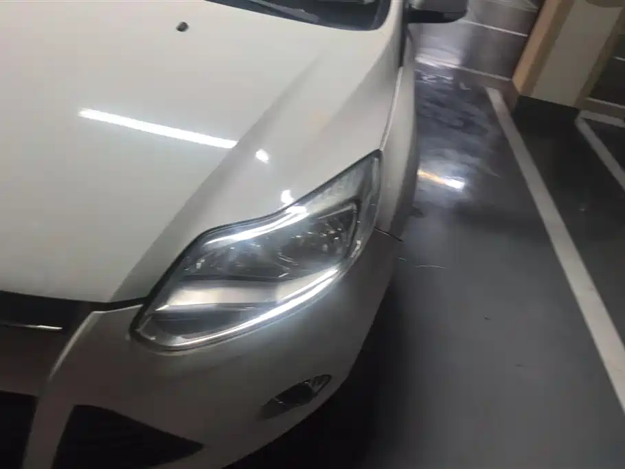 Focus Sedan 1.6 L Auto Style