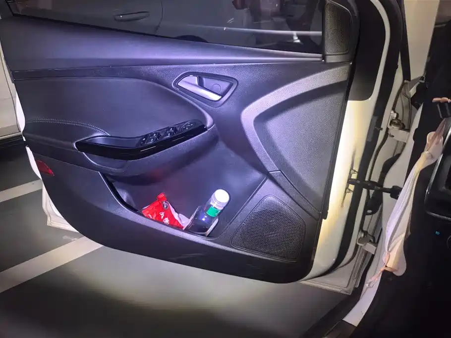 Focus Sedan 1.6 L Auto Style