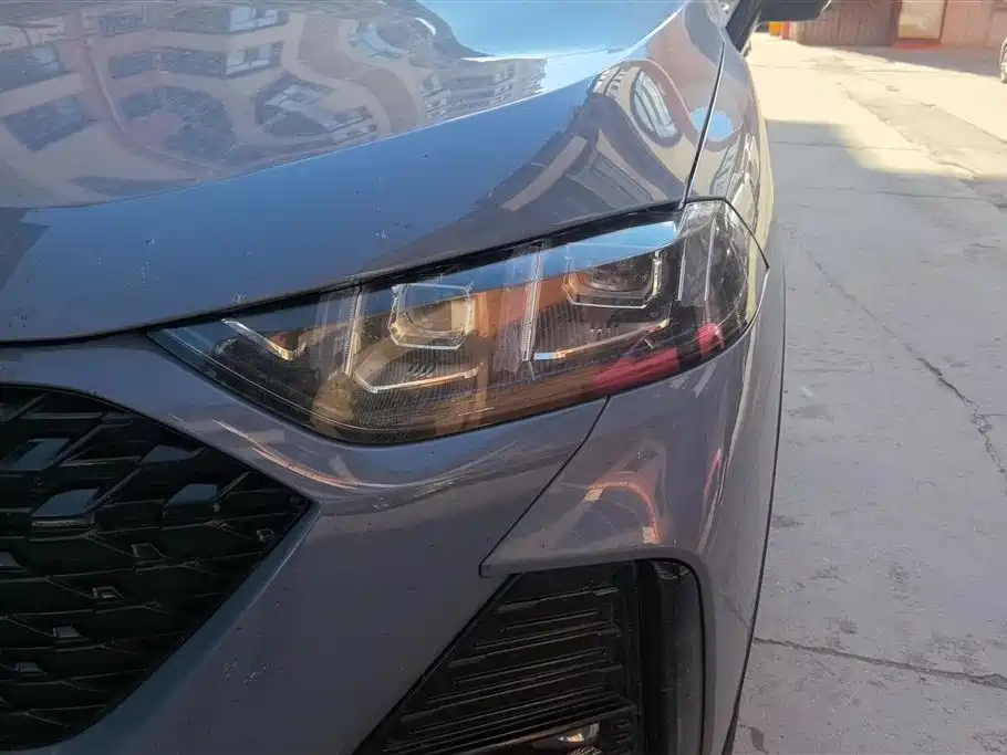 WEY Latte DHT-PHEV 魏牌 拿铁DHT-PHEV 2022款 1.5 T 两驱超大杯