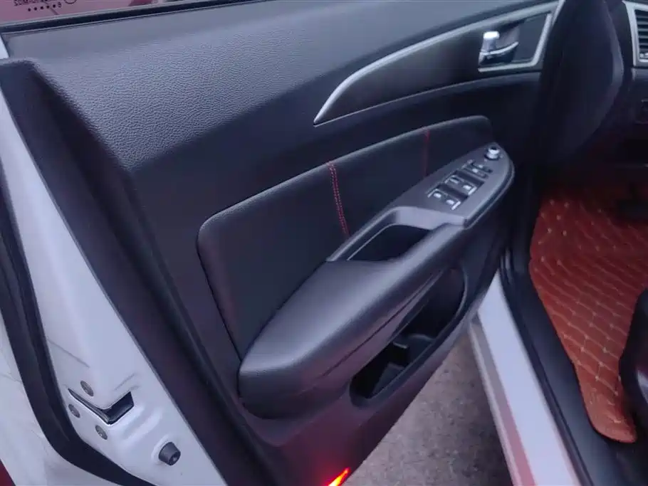 Changan CS75 1.8 T Auto Elite CN-V