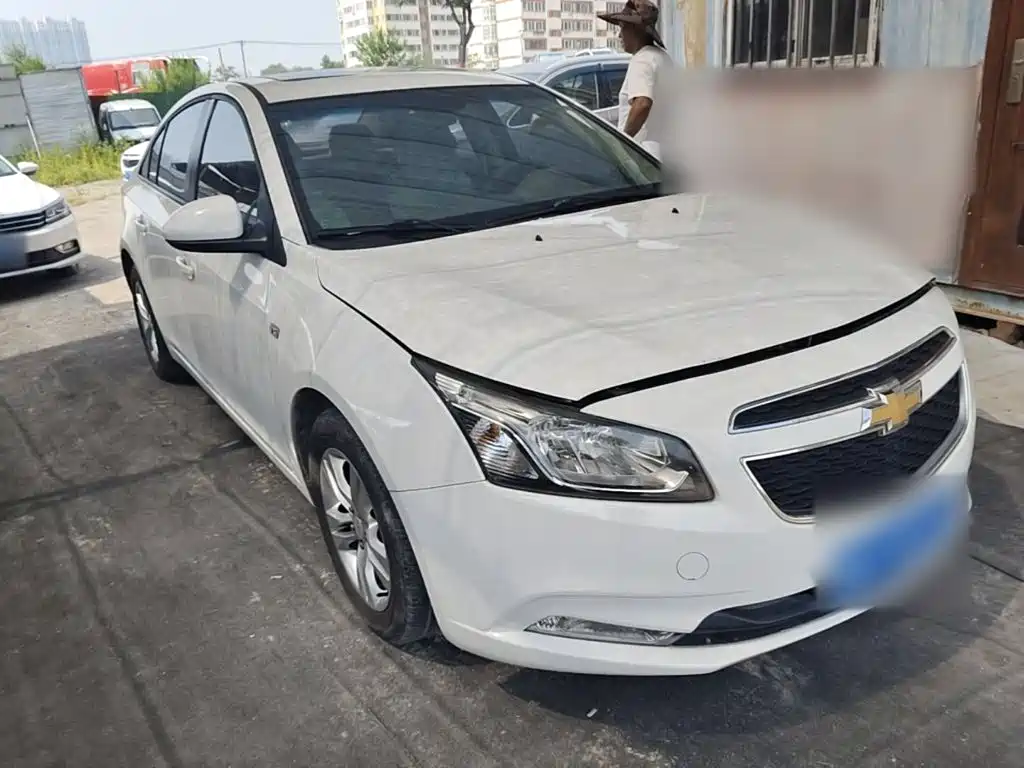 Cruze 1.5 L Classic SE MT