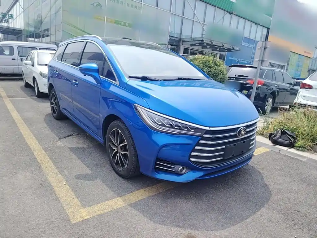 Song MAX 1.5 T Auto Connected Elite 7-seat