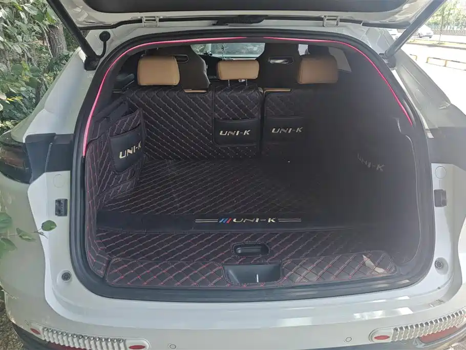 Changan UNI-K 2.0 T Distinguished