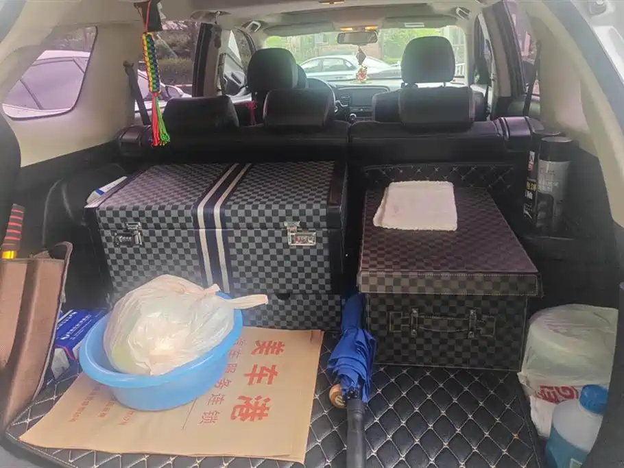 Outlander 2.4 L 4 WD Elite 5-seat