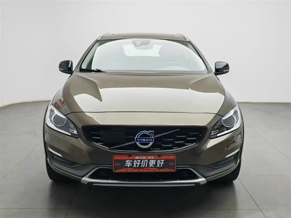 Volvo V60 Cross Country T6 AWD
