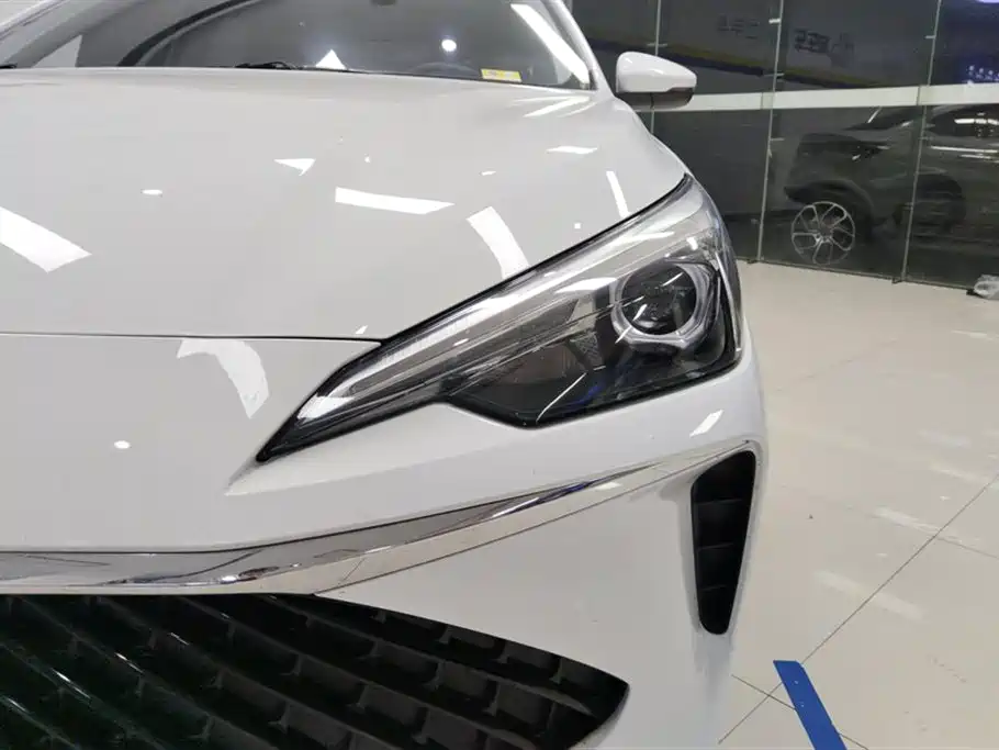 Roewe i5 1.5 L CVT Luxury