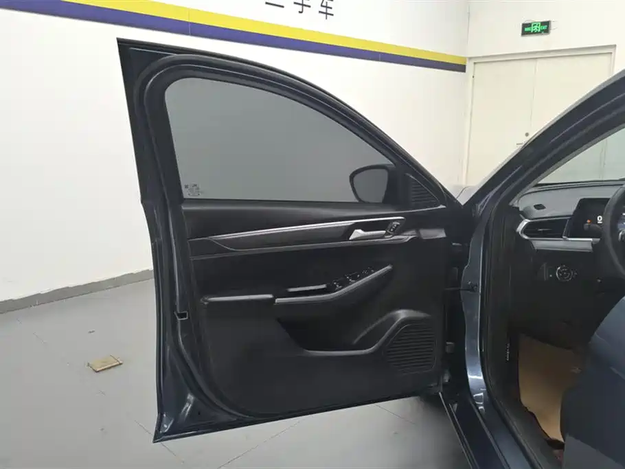 Escort 1.5 L Auto Diamond