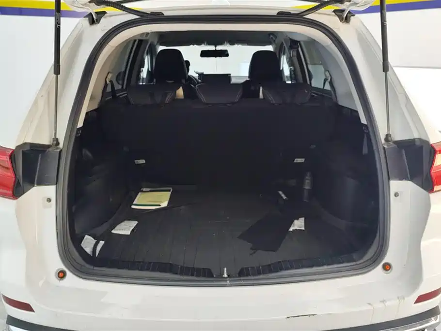 Haval M6 PLUS 1.5 T Manual Elite Connected