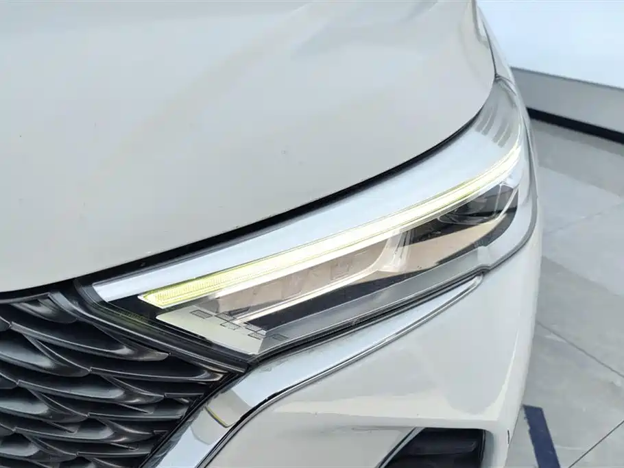 Haval M6 PLUS 1.5 T Manual Elite Connected