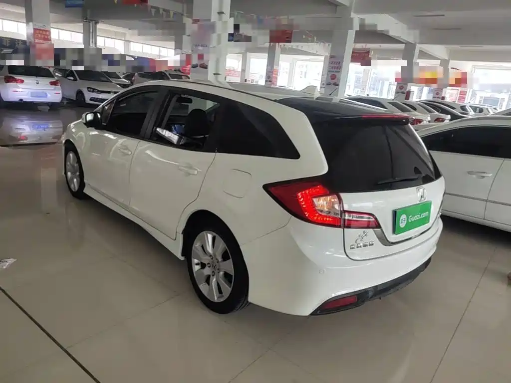 Jade 1.8 L Auto Comfort 5-seat