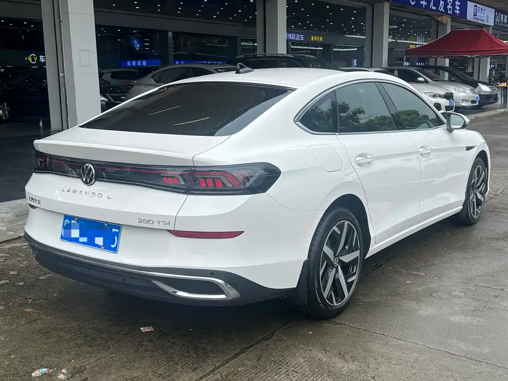 Lamando Lamando L 280 TSI DSG Spicy Cool