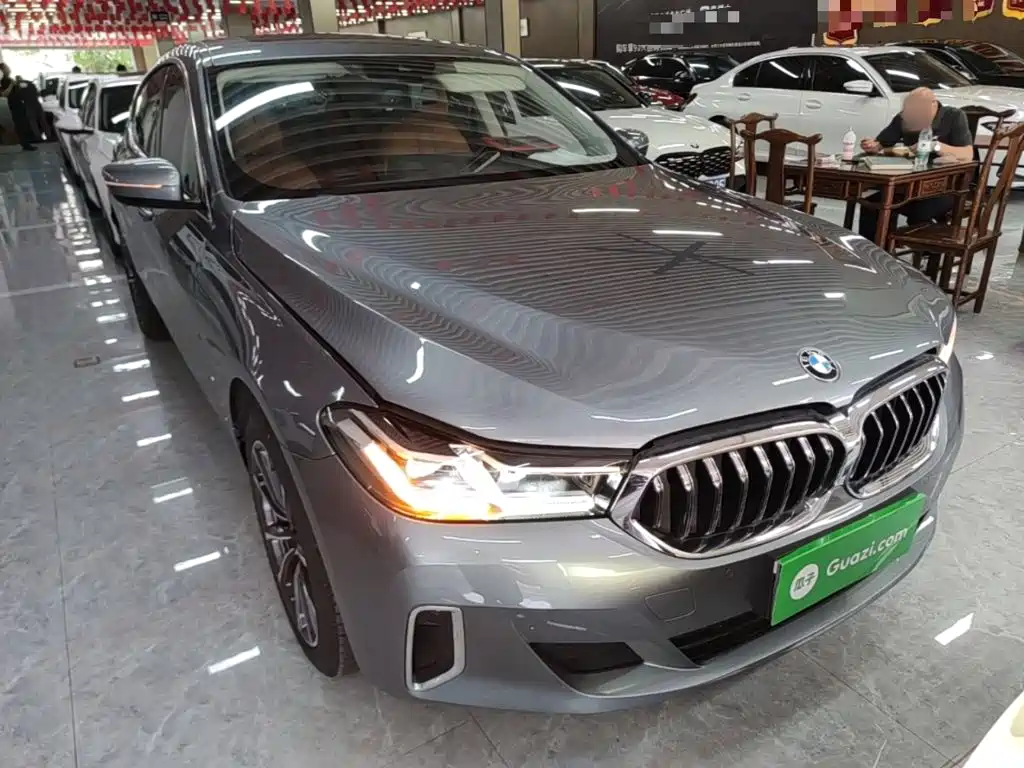 BMW 6 Series GT 630 i Luxury Design Package