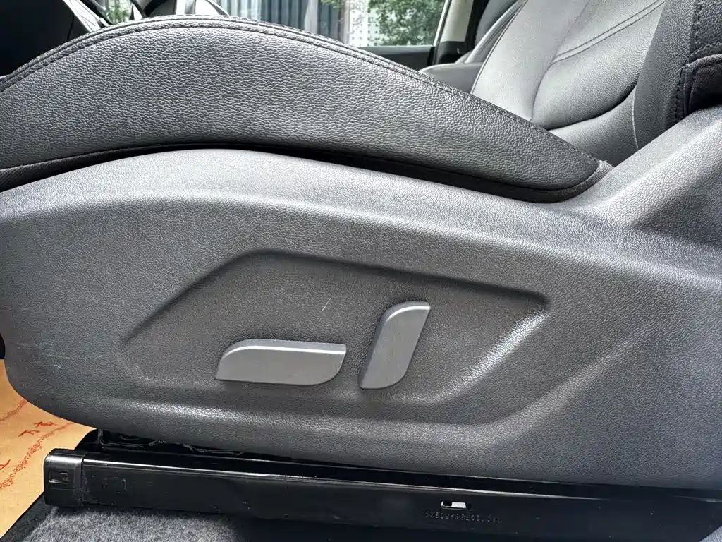 Ruiteng 1.5 TGI TST Luxury