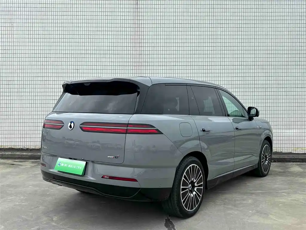 Denza N8 L Flagship