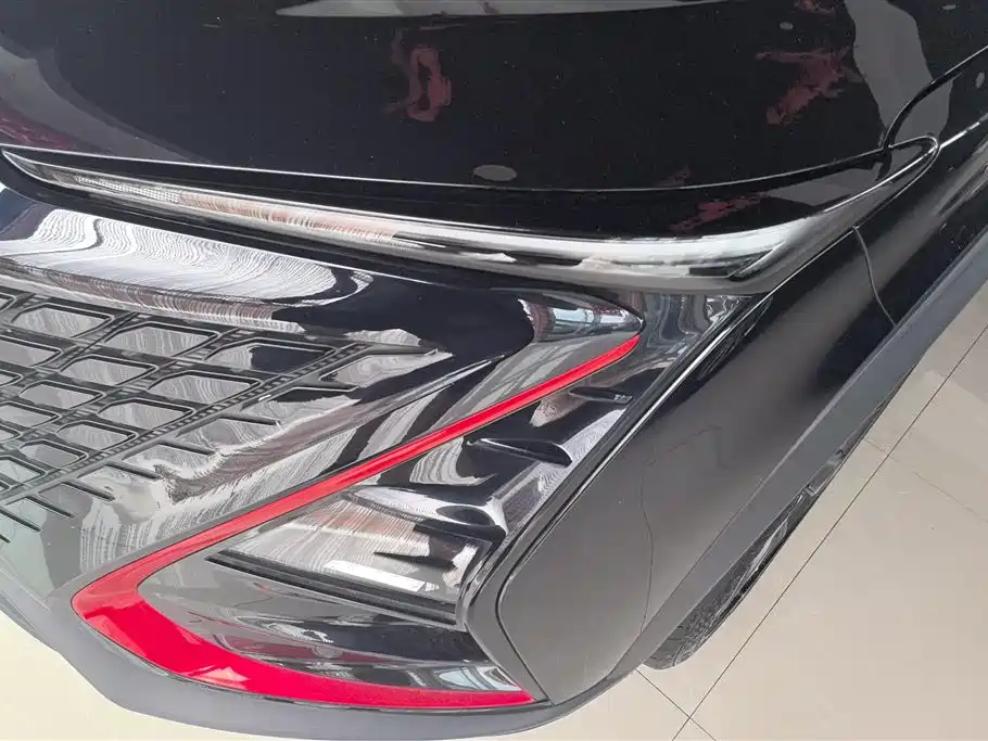 Changan UNI-T 1.5 T Distinguished
