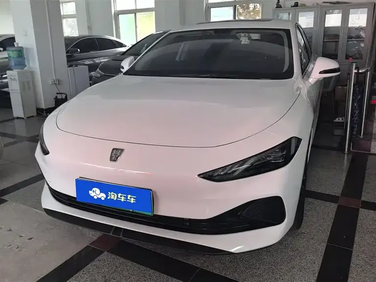 Roewe D7 DMH 125 km World Champion