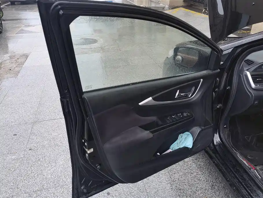 Crider 1.8 L Auto Comfort