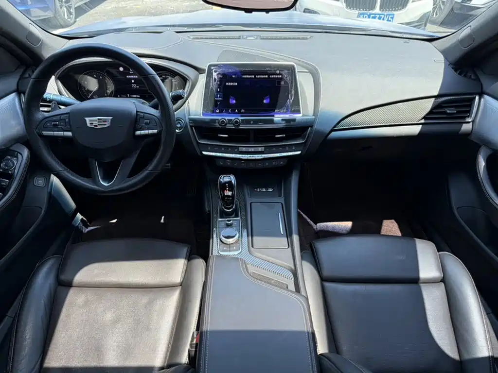Cadillac CT5 Facelift 28 T Platinum Sport