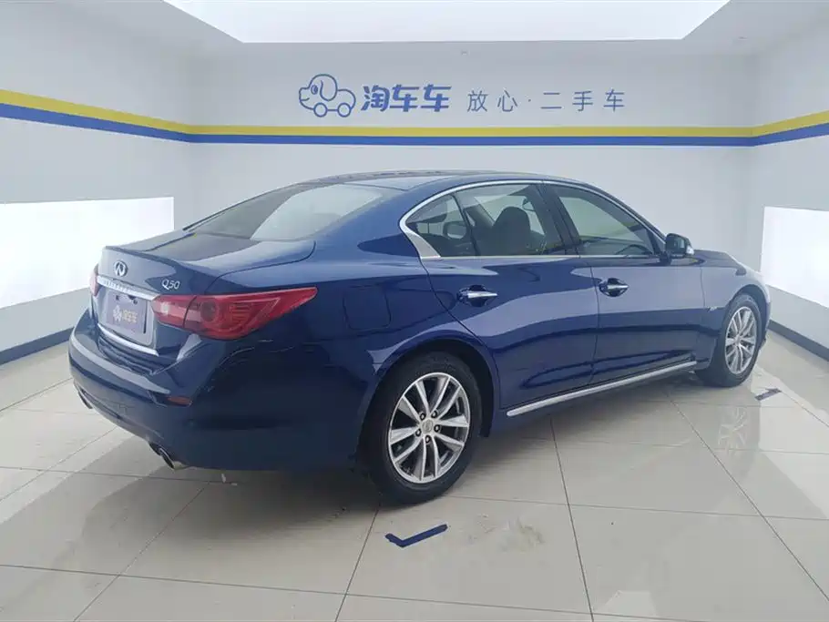 Infiniti Q50 L 2.0 T Joy