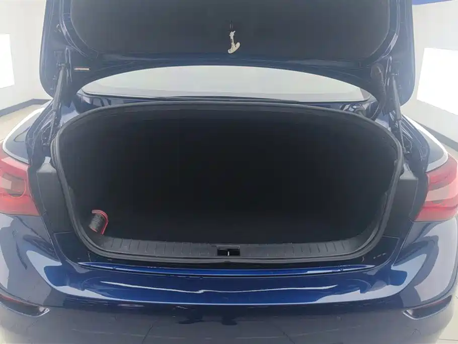 Infiniti Q50 L 2.0 T Joy