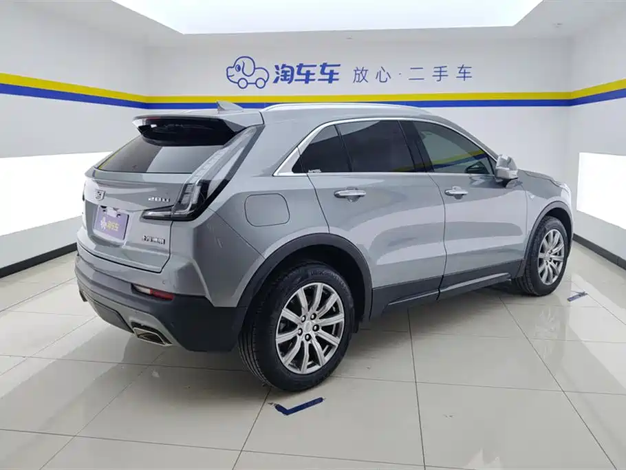 Cadillac XT4 28 T 2 WD Luxury
