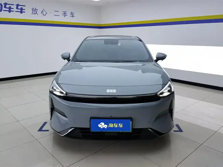 Geely Galaxy L6 60 km PLUS Dragon