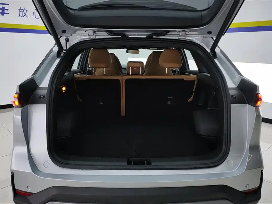 Galaxy L7 EM-i 115 km Explorer +