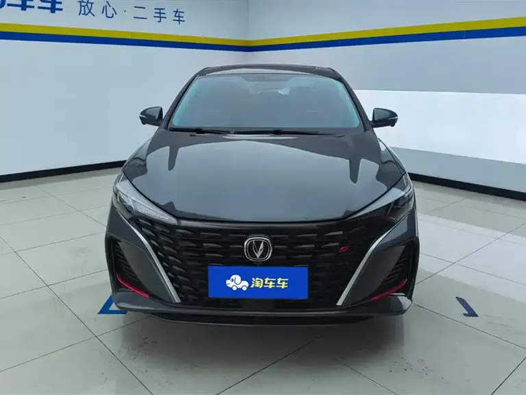 Changan Eado PLUS Blue Whale NE 1.4 T GDI DCT Distinguished