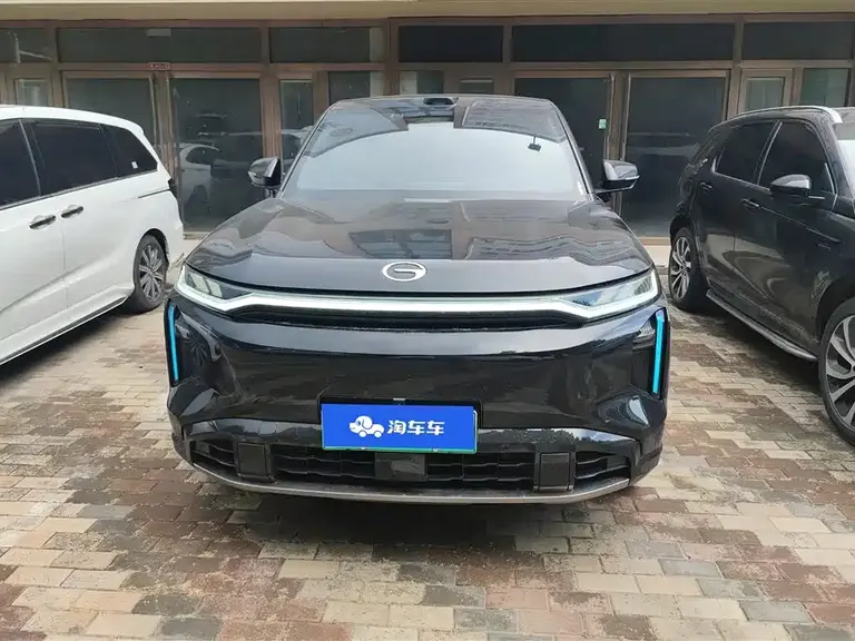 GAC Trumpchi Xiangwang S7 180 km Ultra 4 WD Lidar