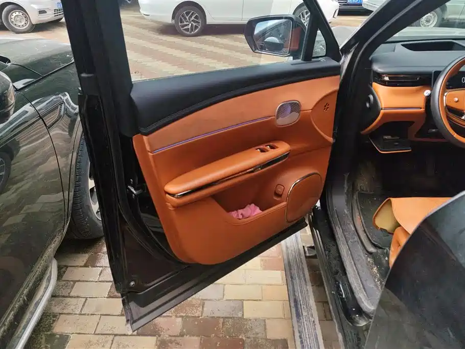 Trumpchi Xiangwang S7 180 km Ultra 4 WD Lidar
