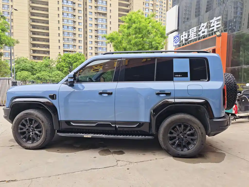 Leopard 5 Navigator
