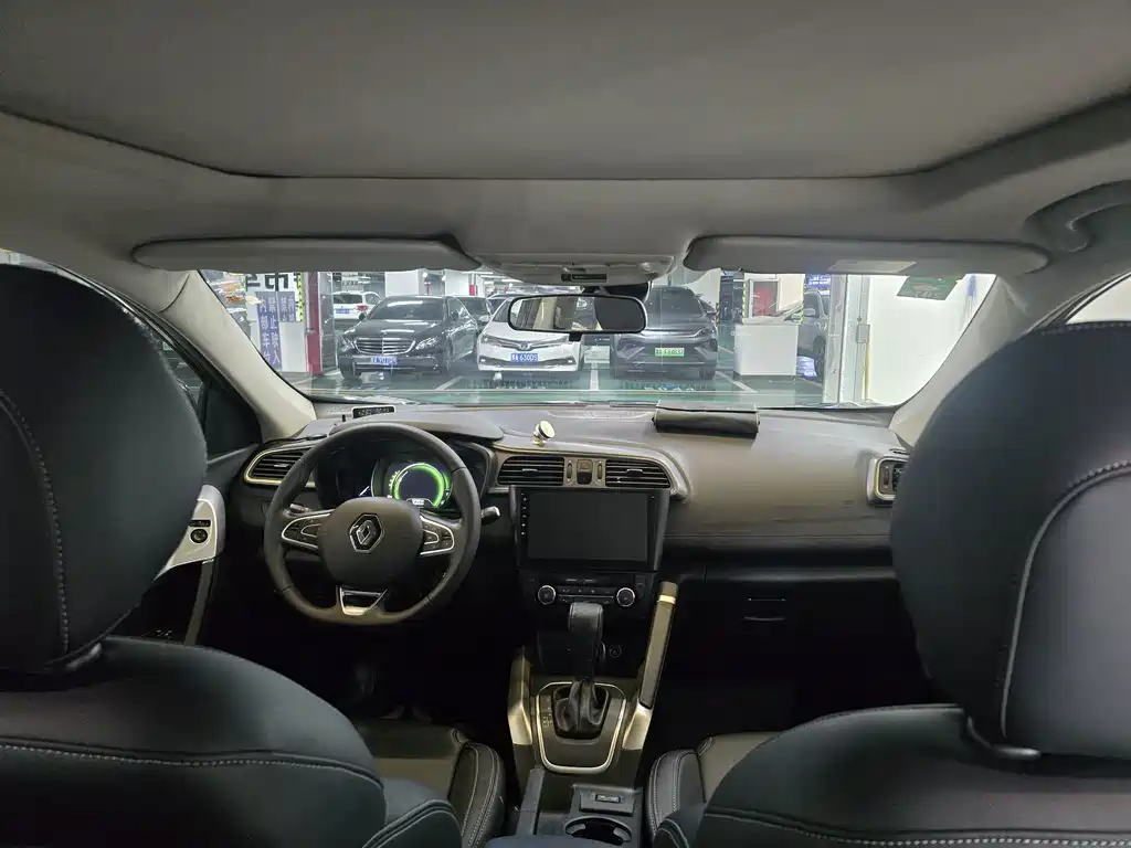 Kadjar 2.0 L 2 WD Leading