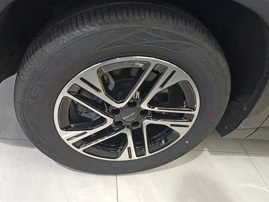 Jetour Dasheng 1.5 T DCT Luxury