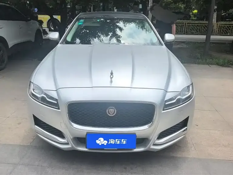 Jaguar XFL XFL 2.0 T 250 PS Luxury