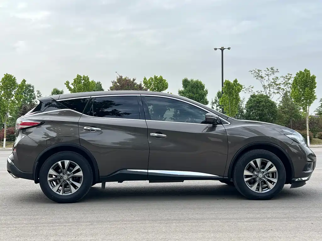 Murano 2.5 L XL 2 WD Connected Luxury CN-VI