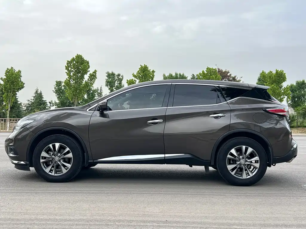 Murano 2.5 L XL 2 WD Connected Luxury CN-VI