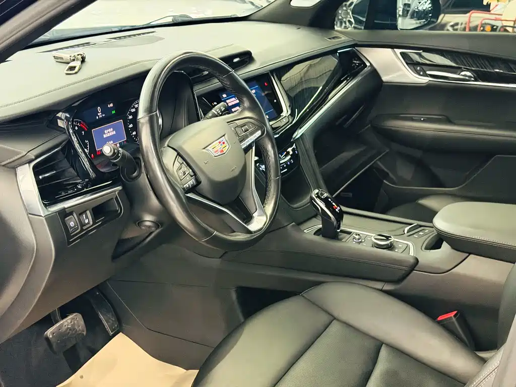 Cadillac XT6 28 T 6-seat 4 WD Luxury