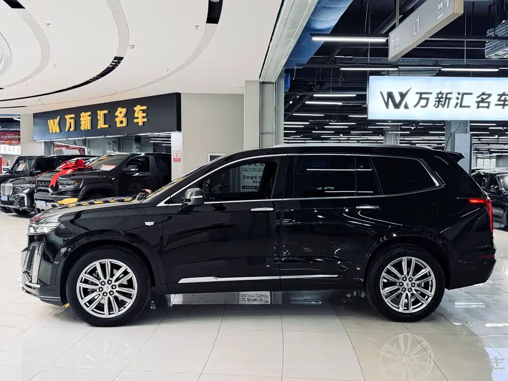 Cadillac XT6 28 T 6-seat 4 WD Luxury